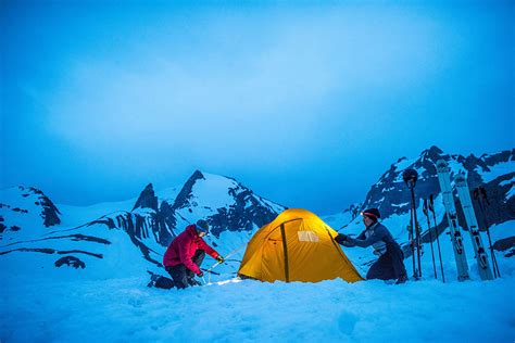 5 Steps For Setting Up Camp In The Snow Goeast