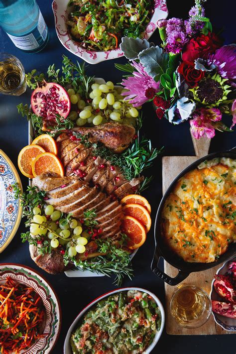 For many people, what to make for thanksgiving dinner isn't much of a dilemma. Thanksgiving Dinner with Harry and David Gourmet Foods ...