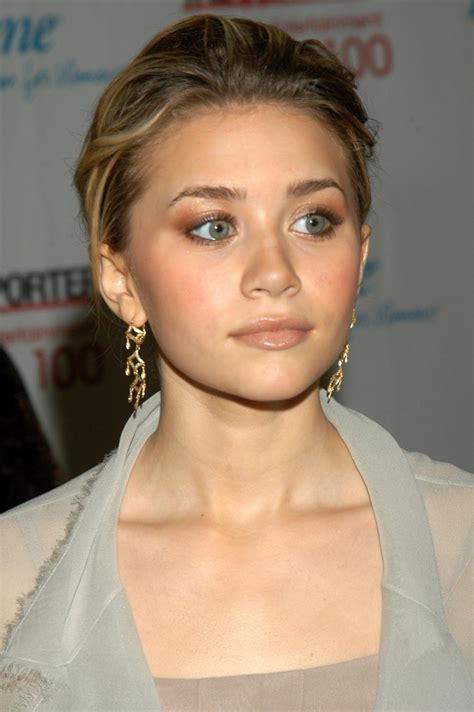 (this is when mk started to look noticeably skinny.) penetrating beauty: Mary-Kate and Ashley Olsen
