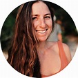 Chloe Murdoch a Dynamic Eating Psychology coach | Earth's Edge Wellness