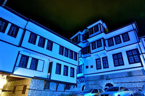 Културно - историските знаменитости во стариот дел на Охрид обоени во сино - OhridNews
