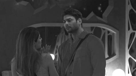 Bigg Boss 14 Episode 1 Preview How Jasmin Bhasin Tried To Lure Sidharth Shukla Into Giving
