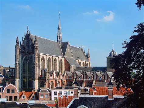 The hooglandse kerk is a gothic church in leiden. File:Hooglandse Kerk 1671.jpg - Wikimedia Commons