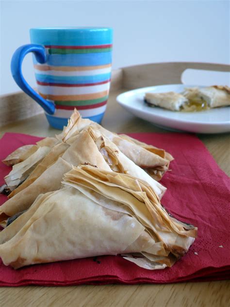 Honey cinnamon rollups this cinnamony treat reminds me of baklava, but with only a few easy ingredients, it's a fraction of the work. Desserts Using Phyllo Dough : Athens Foods | Cherry Phyllo ...