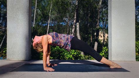 Hatha Vinyasa Yoga Flow Full Body Stretch And Strengthening YouTube
