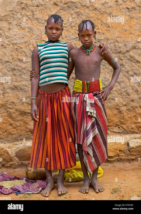 Hamer Tribe Girls Dimeka Omo Valley Ethiopia Stock 23000 The Best Porn Website