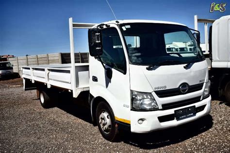 The top supplying country or region is pakistan, which supply 100% of hino trucks. 2012 Hino 300 815 Series Dropside Truck Trucks for sale in Gauteng | R 289,900 on Truck & Trailer