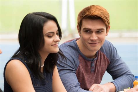 Best Veronica And Archie Moments On Riverdale Popsugar Entertainment