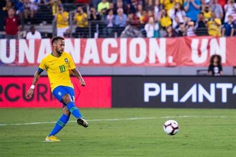 brasil neymar arribó en helicoptero antes de lo esperado para preparar la copa américa