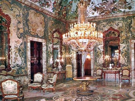 Royal Palace Madrid. SPAIN . (With images) | Opulent ...