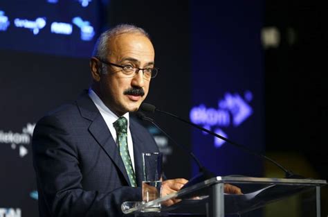 He previously served as the minister of transport, maritime and communication from 2013 to 2015. Enflasyon yüzde 7'nin altında büyüme yüzde 7'nin üzerinde ...