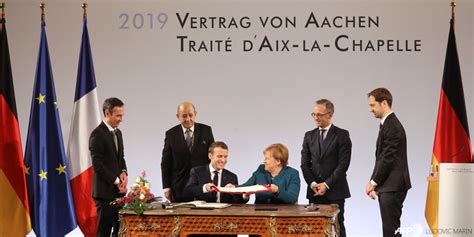 Der Vertrag Von Aachen über Die Deutsch Französische Zusammenarbeit Und Integration