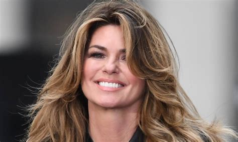 Shania Twain Looks Phenomenal In All White Outfit And Bodysuit As She