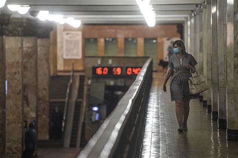 Вакцина разработана ниц эпидемиологии и микробиологии имени академика гамалеи минздрава россии. Вакцинация от коронавируса начнётся в России с нового года