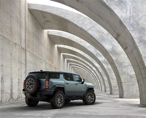 The 2024 Gmc Hummer Ev Suv Is An 830 Hp Open Roof Off Roader Maxim