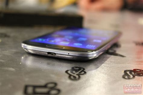 Closer Look And Hands On With The Samsung Galaxy S Iii The Most