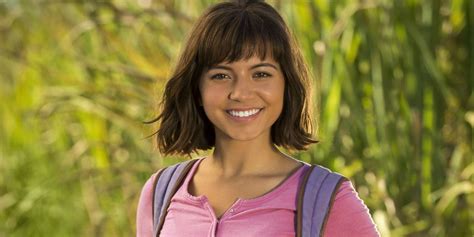 Isabela Moner Is Dora The Explorer In First Movie Image