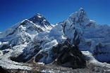 File:Everest nubtse.jpg - Wikimedia Commons