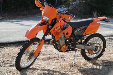 Know about 450 exc engine, design & styling, fuel consumption, performance & braking safety. 2006 KTM 450 EXC SUPERMOTO - HeroRR