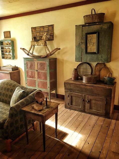 Keeping Room ~ Peace Manor 🌻 Primitive Living Room Primative Decor