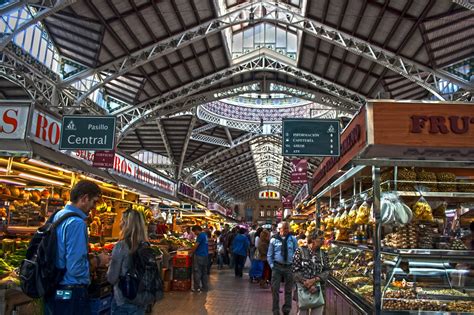 Cent, centa) is a market leader in the garden and pet industries. Mercado Central