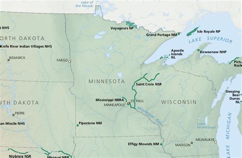 Mga Pambansang Parke Ng Minnesota Madilim Na Kagubatan Open Prairies