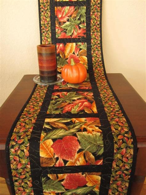 1000+ ideas about Quilted Table Runners on Pinterest | Fall table