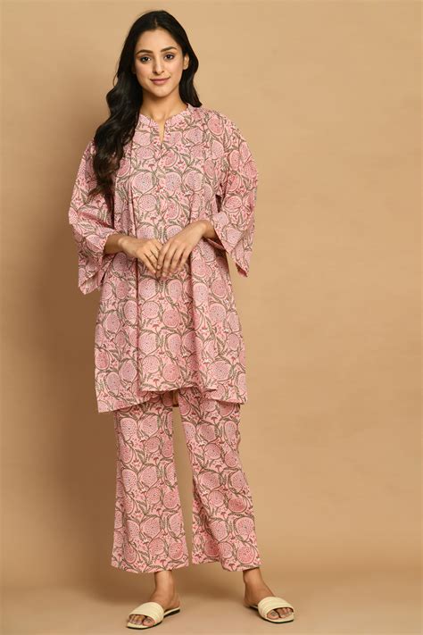 Lastinch Pink Printed Kurta With Wide Leg Pant