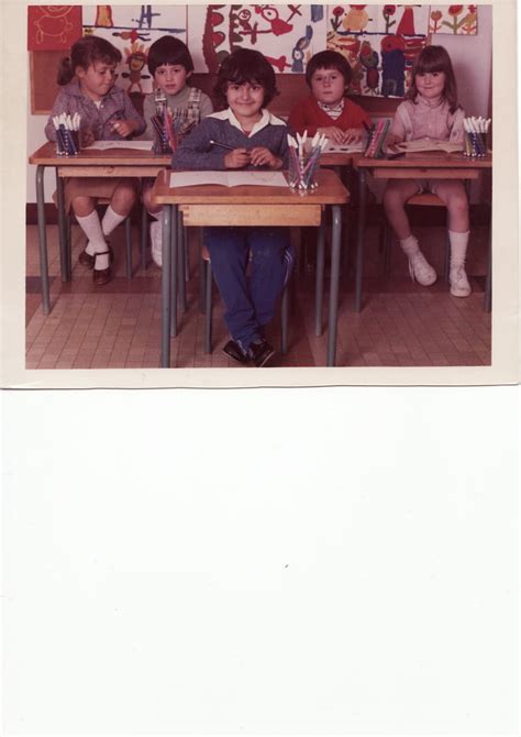 Photo De Classe Maternelle De 1980 ECOLE MARIE CURIE Copains D Avant