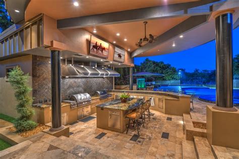 Our many years designing and installing outdoor kitchens has put as at the forefront of innovation and luxury, you can see examples of. Ultra Modern Outdoor Kitchens That Will Fascinate You For Sure