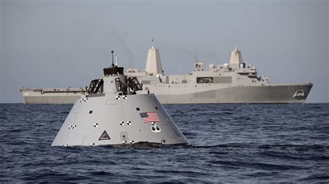 Navy, NASA complete underway recovery test in Pacific | Commander, U.S ...