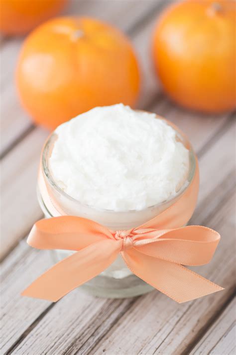 Made with cooling spearmint and decadent cocoa absolute, this diy foaming body wash recipe for dry skin. Invigorating Whipped Body Butter Recipe