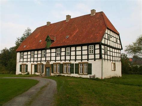 Für den kauf eines hauses mit ca. Haus Werburg Spenge Spenge, Architektur - baukunst-nrw