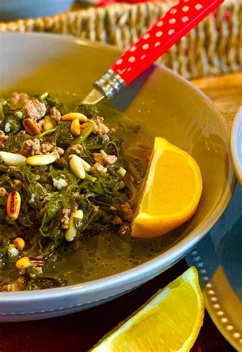 Spinach Stew With Vermicelli Rice Lina Saad Feed The Lion