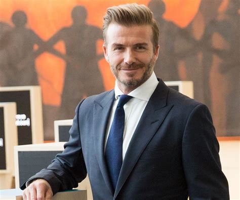 Biografi David Beckham Dalam Bahasa Inggris