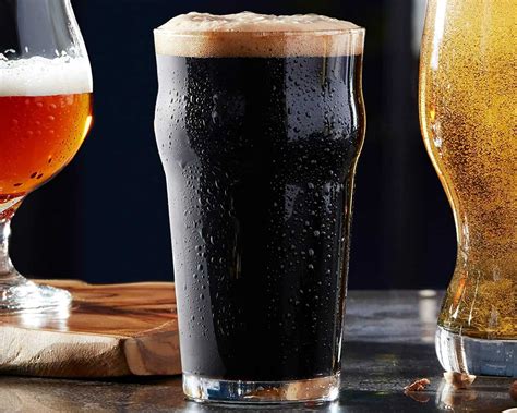 Best Stout Glasses To Use In Your Home Bar Beertannica
