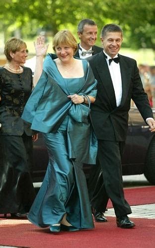 + body measurements & other facts. Angela Merkel (Politician) Age, Husband, Family, Biography & More » StarsUnfolded