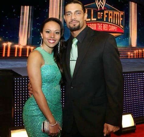 Reigns With His Wife Roman Reigns Wife Wwe Superstar Roman Reigns