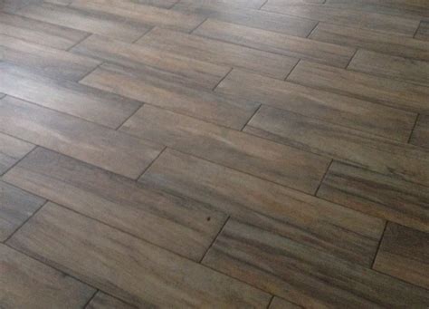 Gutes aussehen allein reicht heute nicht mehr! Blogdejust: Fliesen In Holzoptik Verlegen