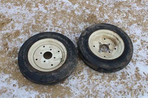 Front Tractor Tires Off Yanmar 1700 Lee Real Estate And Auction Service