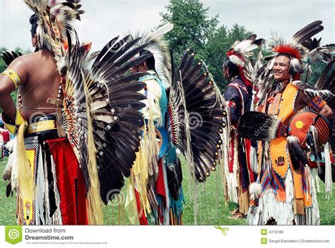 Native Indians editorial photo. Image of group, america - 4716186
