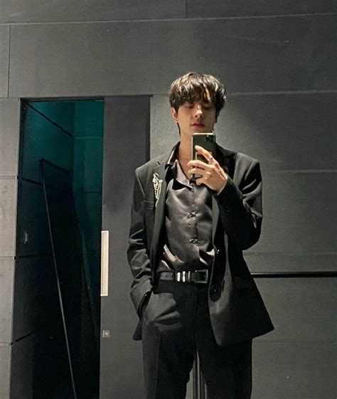 Jake Enhypen Engene Jake Mirror Selfie Jake Sim Jake Kpop Guys