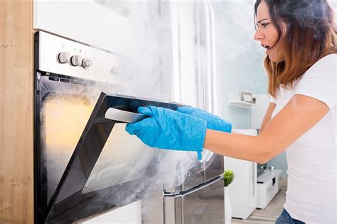 Self Cleaning Oven 6 Reasons To Stop Using Feature Immediately