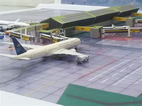 Kuala lumpur international airport 2 (klia2). Model Airplane - Diorama - Model Airport - GSE : KLIA ...