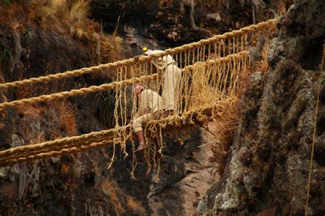 Spectacular Peruvian Rope Bridge Last Of Its Kind Carries Forward