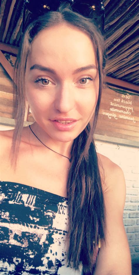 Tw Pornstars 1 Pic Nataly Gold Twitter Happy Face 🥰 I Will Definitely Miss Bali 💚