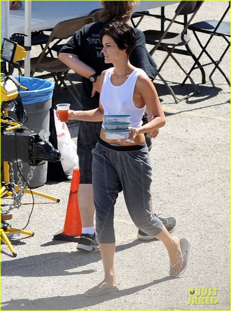 Hunger Games Wes Bentley Walks Around His Movie Set Totally Shirtless Photo Jaimie