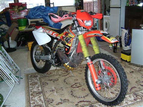 What does 2 stroke mean on a dirt bike? Gas Gas 250 Two Stroke Off Road Bike