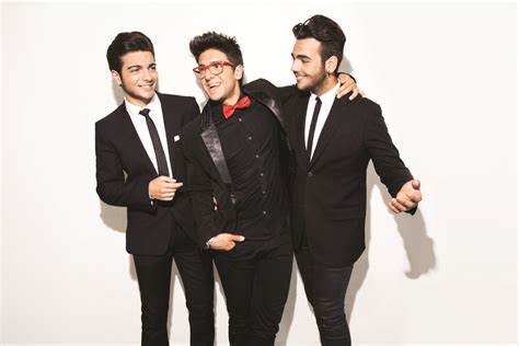 Our articles are based on reliable sources of information, enriched with translations, testimonials, photos and videos. 2014 | Il Volo Flight Crew ~Share The Love