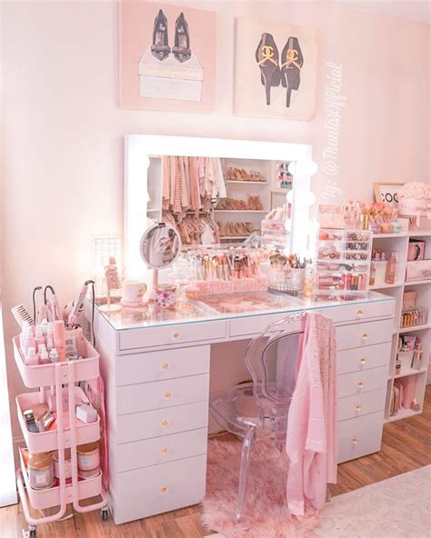 Thania All Pink Everything On Instagram Moving My Vanity To This